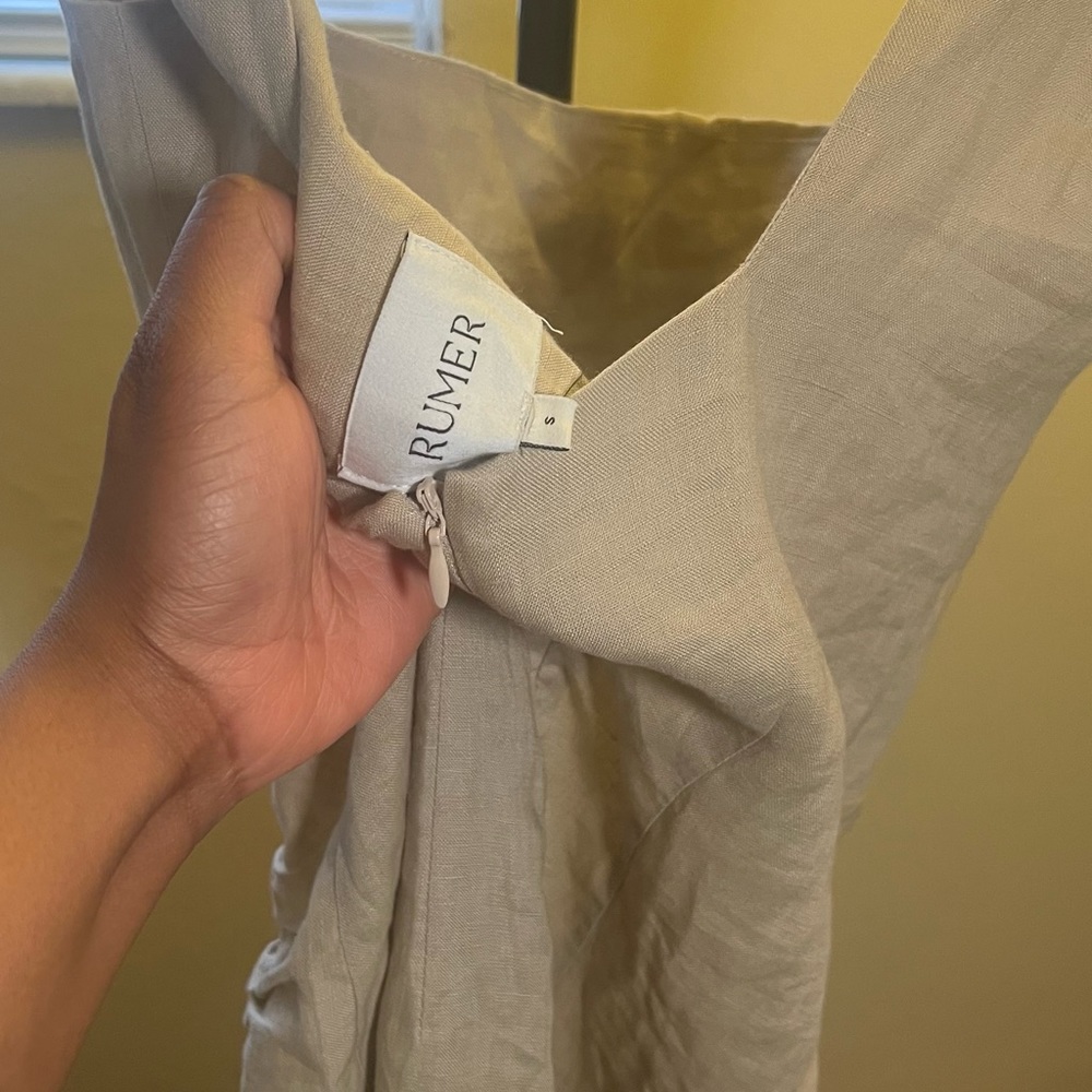 Beautiful dress by Rumer. - Picture 7 of 10